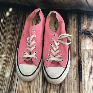 Pink converse!